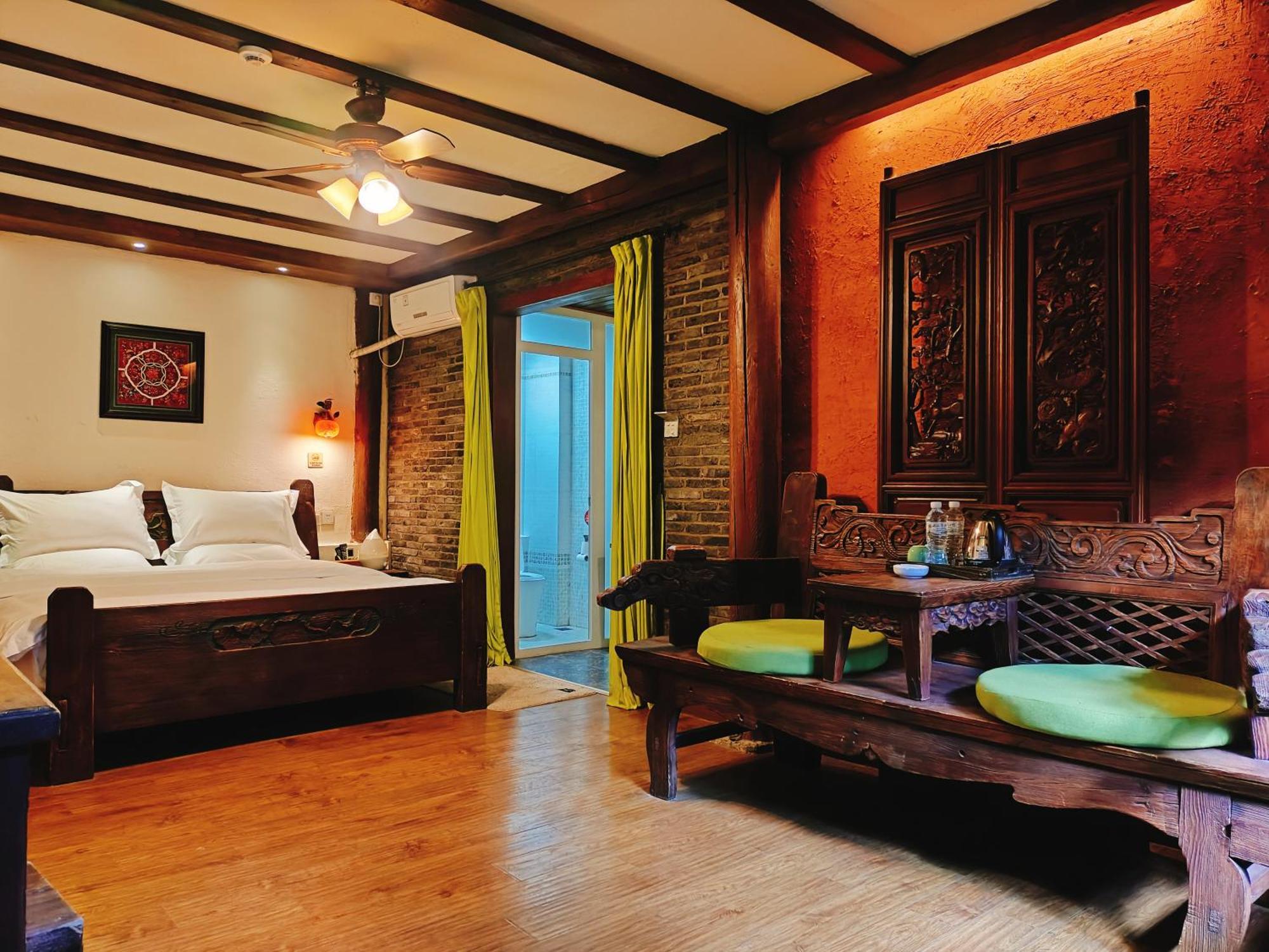 Big Tree Guesthouse - Naxi Old Style Λιγιάνγκ Εξωτερικό φωτογραφία