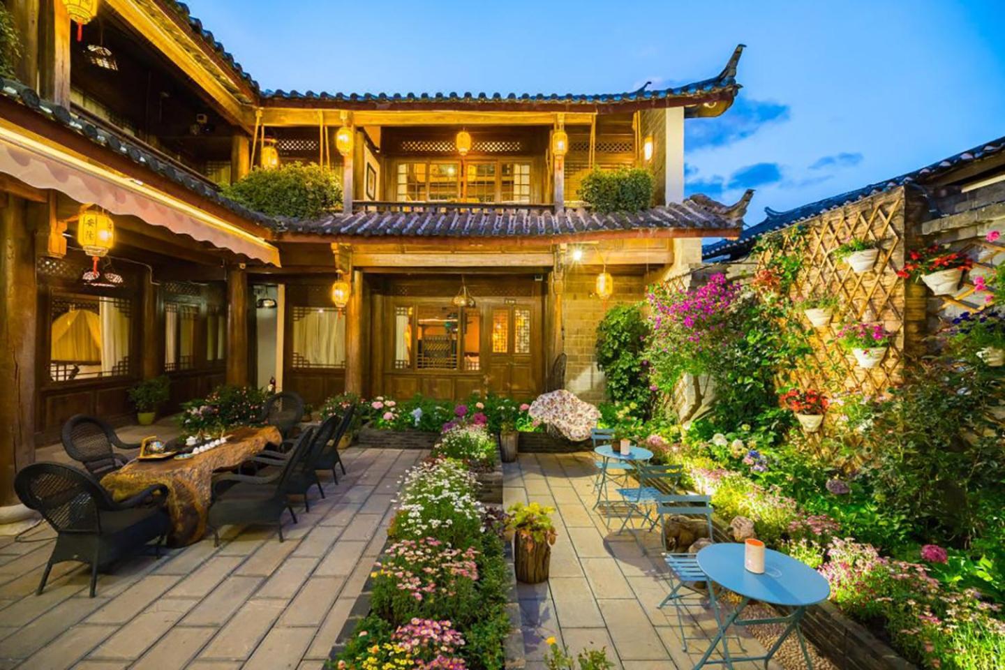 Big Tree Guesthouse - Naxi Old Style Λιγιάνγκ Εξωτερικό φωτογραφία