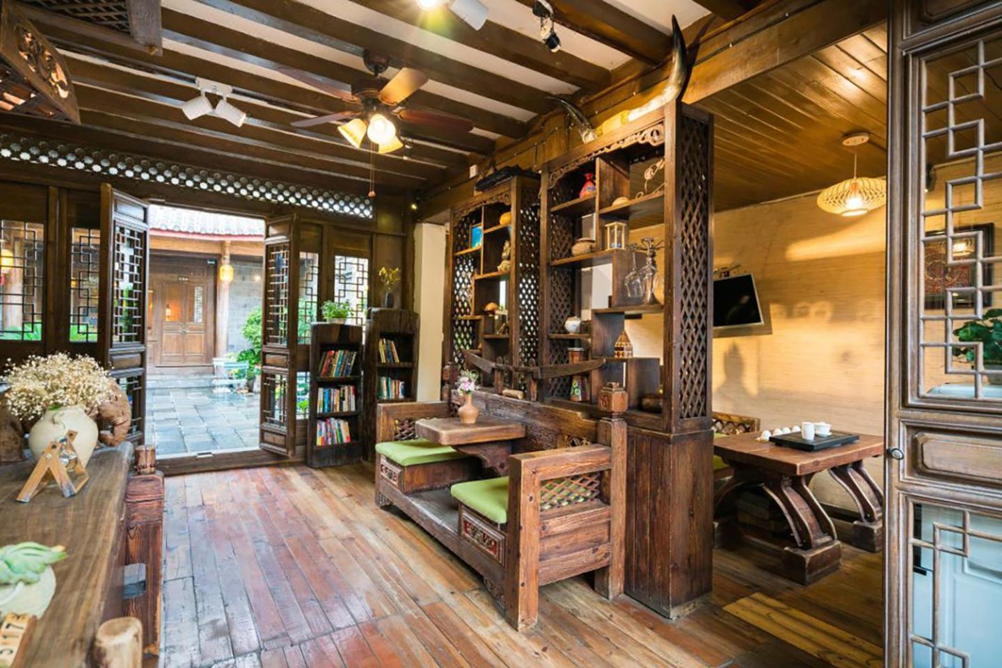 Big Tree Guesthouse - Naxi Old Style Λιγιάνγκ Εξωτερικό φωτογραφία